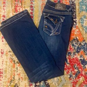 Ariya jeanes bootcut size 11/12